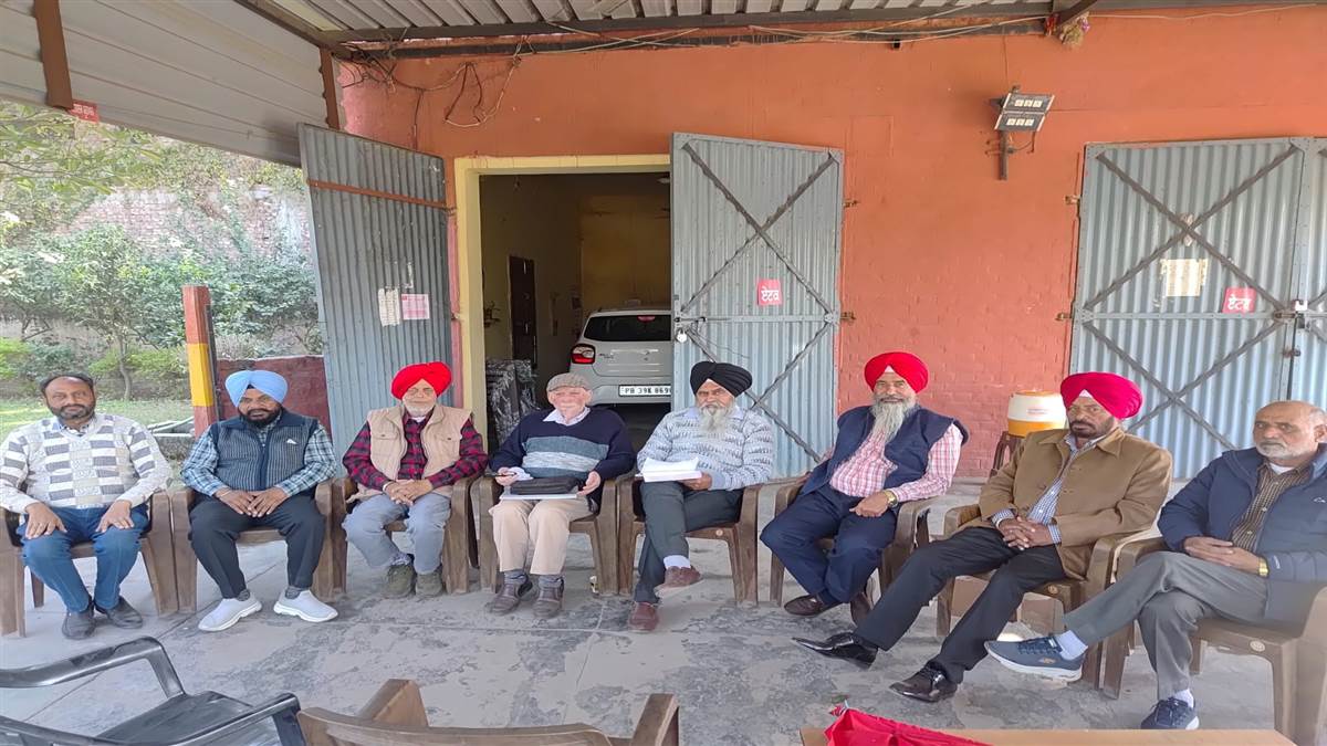 ਪਾਵਰਕਾਮ ਪੈਨਸ਼ਨਰ ਯੂਨੀਅਨ ਦੀ ਮੈਂਬਰਸ਼ਿਪ ਦੇ ਫਾਰਮ ਭਰੇ