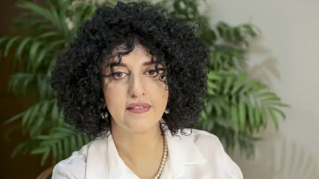 ਕੌਣ ਹੈ ਨਰਗਿਸ ਮੁਹੰਮਦੀ? ਜਿਸ ਨੇ ਜੇਲ੍ਹ ਦੀਆਂ ਸਲਾਖਾਂ ਪਿੱਛੇ ਰਹਿ ਕੇ ਜਿੱਤਿਆ ਨੋਬਲ ਪੁਰਸਕਾਰ, ਹੁਣ ਈਰਾਨ ਨੇ ਕਿਉਂ ਸੁਣਾਈ ਨਵੀਂ ਸਜ਼ਾ