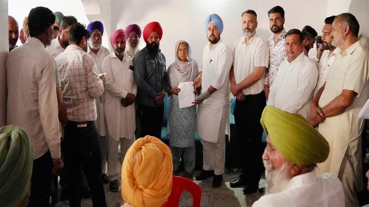 150 ਪਰਿਵਾਰਾਂ ਨੂੰ ਮਿਲੇ ਘਰ ਦੀ ਮਾਲਕੀ ਦੇ ਅਧਿਕਾਰ