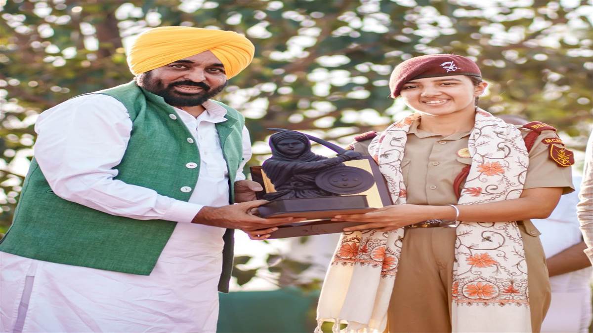ਮਹਿਕਪ੍ਰੀਤ ਦਾ ਮੁੱਖ ਮੰਤਰੀ ਮਾਨ ਵੱਲੋਂ ਵਿਸ਼ੇਸ਼ ਸਨਮਾਨ