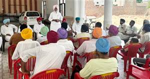 ਰੋੜੀਕਪੂਰਾ ਵਿਖੇ ਕਾਂਗਰਸੀ ਆਗੂਆਂ ਨੇ ਕੀਤੀ ਮੀਟਿੰਗ