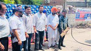 90 ਲੱਖ ਨਾਲ ਬਣੂ ਕੱਚਾ ਕਾਲਜ ਰੋਡ ਦੀ ਸੜਕ, ਮੇਅਰ ਨੇ ਕੀਤਾ ਉਦਘਾਟਨ