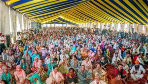 ਪਦਮਸ਼੍ਰੀ ਸੰਤ ਨਿਰੰਜਨ ਦਾਸ ਜੀ ਸਮੇਤ ‘ਸੰਤ ਸਮਾਜ’ ਦੀ ਭਰਵੀਂ ਹਾਜ਼ਰੀ ’ਚ ਹੋਇਆ ਨੀਂਹ ਪੱਥਰ ਸਮਾਗਮ