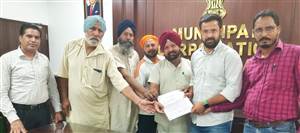 ਪੀਣ ਵਾਲੇ ਪਾਣੀ ਨੂੰ ਤਰਸੇ ਰਾਹੁਲ ਇਨਕਲੇਵ ਦੇ ਵਾਸੀ