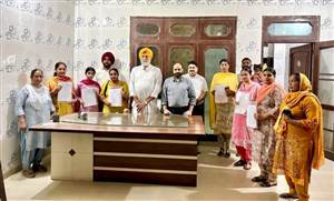 ਬਲਵਿੰਦਰ ਸਿੰਘ ਲਾਡੀ ਨੇ ਆਂਗਣਵਾੜੀ ਵਰਕਰਾਂ ਨੂੰ ਨਿਯੁਕਤੀ ਪੱਤਰ ਸੌਂਪੇ