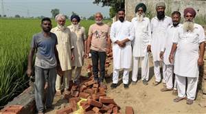 ਰਾਮੂੰਵਾਲਾ ਨਵਾਂ ਵਿਖੇ ਖਸਤਾਹਾਲ ਗਲੀ ਬਣਾਉਣ ਦਾ ਕੰਮ ਸ਼ੁਰੂ