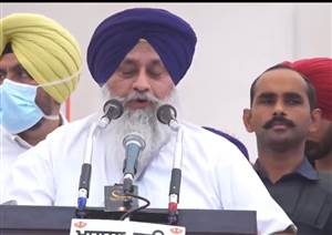 'ਕੌਮ ਦੀ ਸੇਵਾ 'ਚ ਲੰਘਾਇਆ ਪੂਰਾ ਜੀਵਨ': ਸੁਖਬੀਰ ਬਾਦਲ ਨੇ ਜਥੇਦਾਰ ਤੋਤਾ ਸਿੰਘ ਤੇ ਪ੍ਰਕਾਸ਼ ਸਿੰਘ ਬਾਦਲ ਦੇ ਯੋਗਦਾਨ ਨੂੰ ਕੀਤਾ ਸਲਾਮ