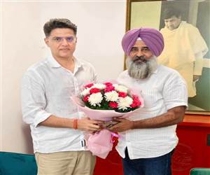ਸਚਿਨ ਪਾਇਲਟ ਨੂੰ ਮਿਲੇ ਵਿਧਾਇਕ ਪਰਗਟ ਸਿੰਘ, ਦਿੱਤੀਆਂ ਸ਼ੁਭਕਾਮਨਾਵਾਂ; ਕਿਹਾ- "ਇਕਜੁੱਟ ਹੋ ਕੇ ਚੁੱਕਾਂਗੇ ਲੋਕਾਂ ਦੇ ਮੁੱਦੇ"