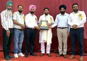 ਯੁਵਕ ਮੇਲੇ ’ਚ ਫ਼ਤਿਹ ਗਰੁੱਪ ਦੀ ਚੜ੍ਹਤ, 21 ਪੁਜ਼ੀਸ਼ਨਾਂ ਜਿੱਤੀਆਂ