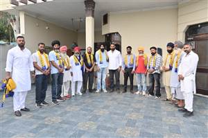 ਪਿੰਡ ਬਘੇਲਾ ਦੀ ਸਮੁੱਚੀ ਪੰਚਾਇਤ ਕਾਂਗਰਸ ਛੱਡ ਕੇ ‘ਆਪ’ ’ਚ ਸ਼ਾਮਲ