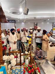 ਪ੍ਰਿਯੰਕ ਕਾਨੂੰਗੋ ਟਿੱਲਾ ਬਾਬਾ ਸ਼ੇਖ ਫ਼ਰੀਦ ਵਿਖੇ ਹੋਏ ਨਤਮਸਤਕ