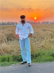 ਮੰਗਣੀ ਤੋਂ ਬਾਅਦ ਲੜਕੀ ਨੂੰ ਦੇਖਿਆ ਸੀ ਕਿਸੇ ਹੋਰ ਨਾਲ, ਮੰਗੇਤਰ ਨਾਲ ਵੀਡੀਓ ਕਾਲ ਕਰਦਿਆਂ ਨੌਜਵਾਨ ਨੇ ਲਿਆ ਫਾਹਾ