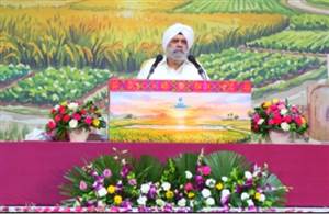 ਅੰਮ੍ਰਿਤਸਰ  'ਚ ਸੰਤ ਰਾਜਿੰਦਰ ਸਿੰਘ ਜੀ ਮਹਾਰਾਜ ਦੇ ਸਤਿਸੰਗ ਪ੍ਰੋਗਰਾਮ ’ਚ ਹਜ਼ਾਰਾਂ ਸੰਗਤਾਂ ਉਮੜੀਆਂ,  ਸੈਂਕੜੇ ਲੋਕਾਂ ਨੂੰ ਨਾਮਦਾਨ ਦੀ ਦਿੱਤੀ ਦਾਤ