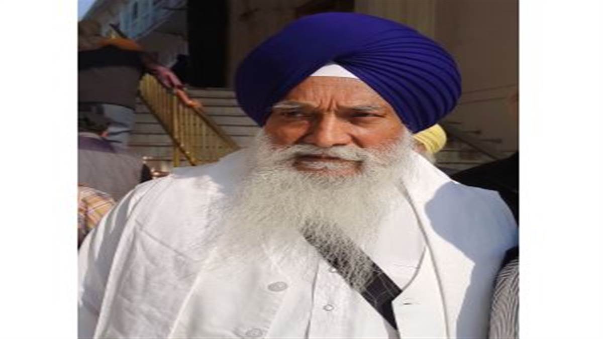 Amritsar News : ਸਾਬਕਾ ਜਥੇਦਾਰ ਗਿਆਨੀ ਗੁਰਬਚਨ ਸਿੰਘ ਨੇ ਦਰਬਾਰ ਸਾਹਿਬ 'ਚ ਮਾਂਜੇ ਭਾਂਡੇ, ਪੰਜ ਸਿੰਘ ਸਾਹਿਬਾਨ ਨੇ ਲਗਾਈ ਸੀ ਤਨਖਾਹ