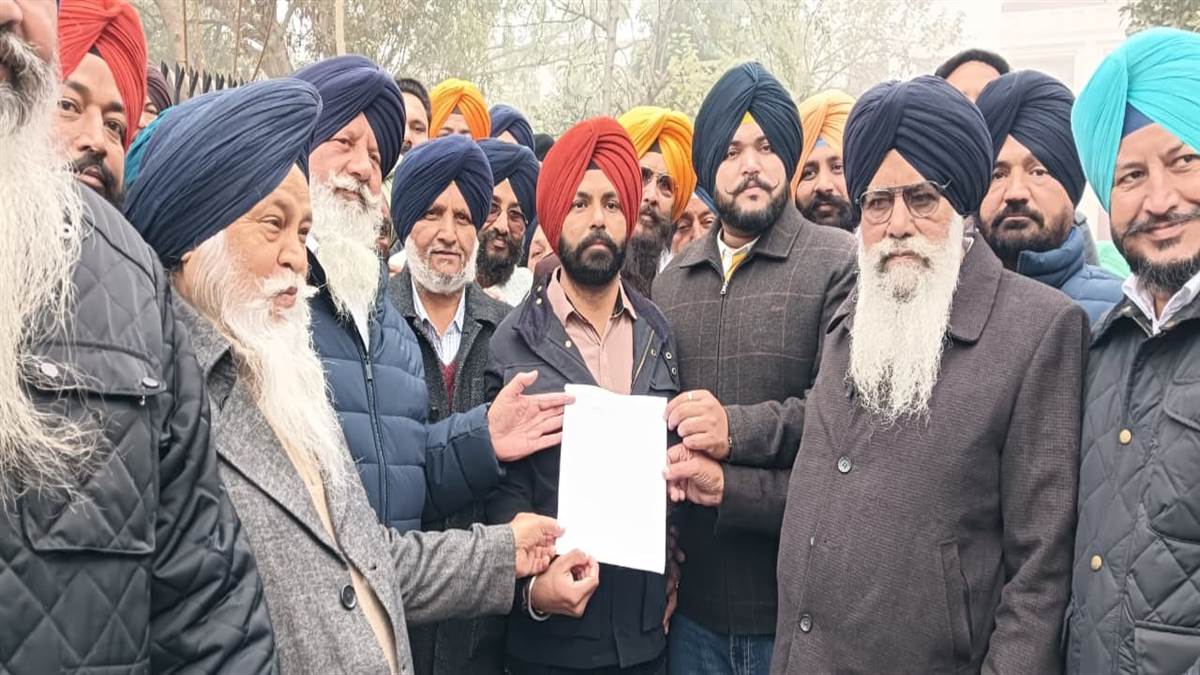 ਸ਼੍ਰੋਮਣੀ ਅਕਾਲੀ ਦਲ ਨੇ ਦਿੱਲੀ ਦੀ ਸਾਬਕਾ ਮੁੱਖ ਮੰਤਰੀ ਆਤਿਸ਼ੀ ਦਾ ਫੂਕਿਆ ਪੁਤਲਾ