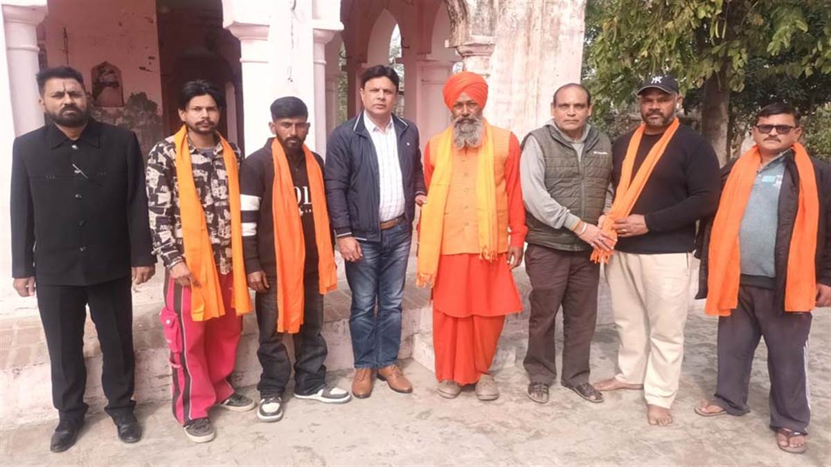 ਰਾਜਿੰਦਰ ਕੁਮਾਰ ਤੇ ਬਾਬਾ ਬਲਜੀਤ ਗਿਰੀ ਸ਼ਿਵ ਸੈਨਾ ’ਚ ਸ਼ਾਮਲ