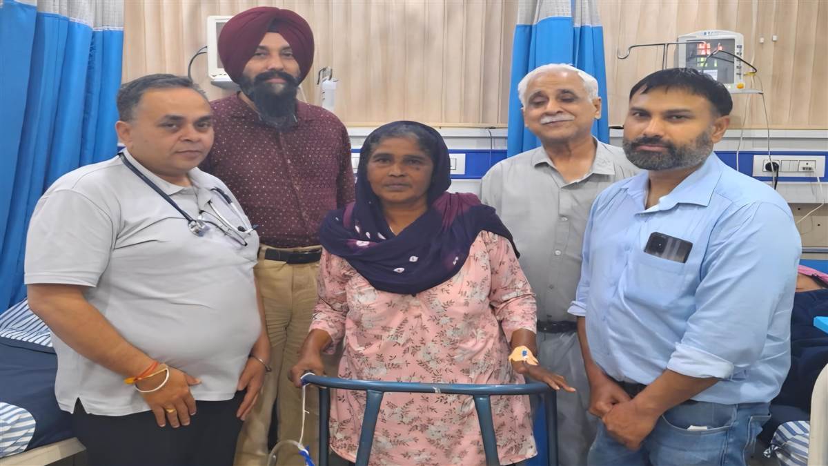 ਗੁਰੂ ਰਾਮਦਾਸ ਹਸਪਤਾਲ ’ਚ ਮੁਫ਼ਤ ਬਦਲਿਆ ਗੋਡਾ