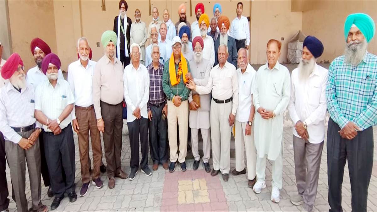 ਕੁੰਵਰ ਰਾਕੇਸ਼ ਸਿੰਘ ਪੈਨਸ਼ਨਰਜ਼ ਯੂਨੀਅਨ ਦੇ ਮੁੜ ਬਣੇ ਤਹਿਸੀਲ ਪ੍ਰਧਾਨ