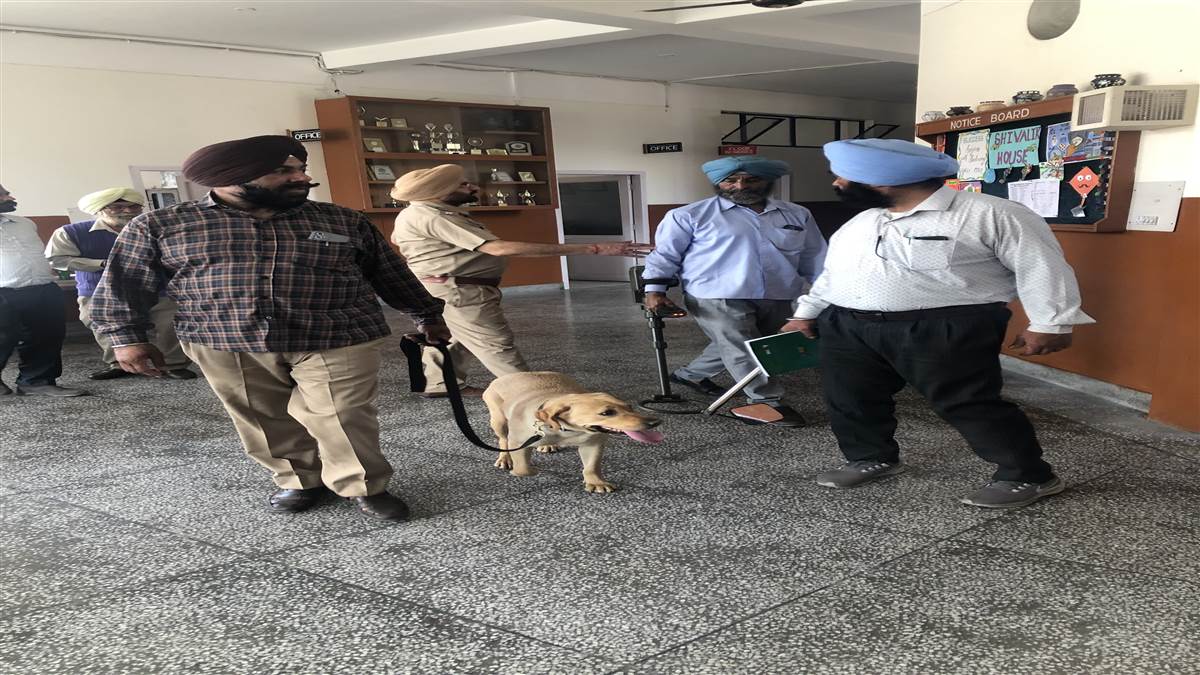 ਰਾਏਕੋਟ ਦੇ ਦੋ ਸਕੂਲਾਂ ਨੂੰ ਬੰਬ ਨਾਲ ਉਡਾਉਣ ਦੀ ਧਮਕੀ