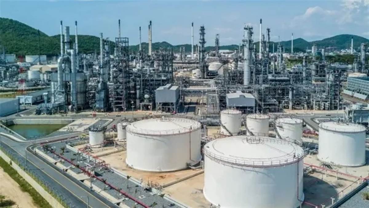 ਬੰਗਲਾਦੇਸ਼ 'ਚ ਤੇਲ ਦੀ ਭਾਰੀ ਕਿੱਲਤ; ਮਦਦ ਲਈ ਅੱਗੇ ਆਇਆ ਭਾਰਤ, ਪਾਈਪਲਾਈਨ ਰਾਹੀਂ ਭੇਜਿਆ 5 ਹਜ਼ਾਰ ਟਨ ਡੀਜ਼ਲ