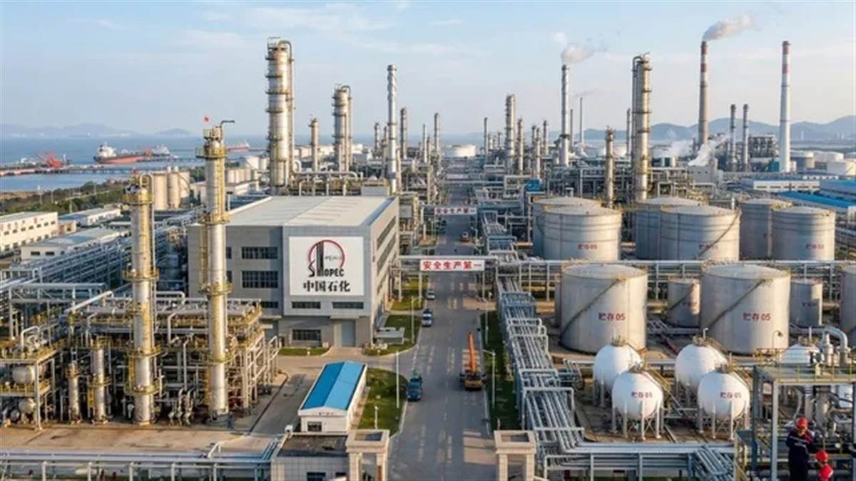 ਭਾਰਤ ਨੂੰ ਈਰਾਨ ਤੋਂ ਮਿਲ ਰਿਹਾ ਤੇਲ ਤਾਂ ਚੀਨ ਨੂੰ ਲੱਗੀ ਮਿਰਚ! ਕੌਣ ਹਨ 'Teapots', ਜਿਨ੍ਹਾਂ ਨੇ ਵੱਧ ਕੀਮਤ ਦੇ ਕੇ ਖ਼ਰੀਦਿਆ ਕੱਚਾ ਤੇਲ