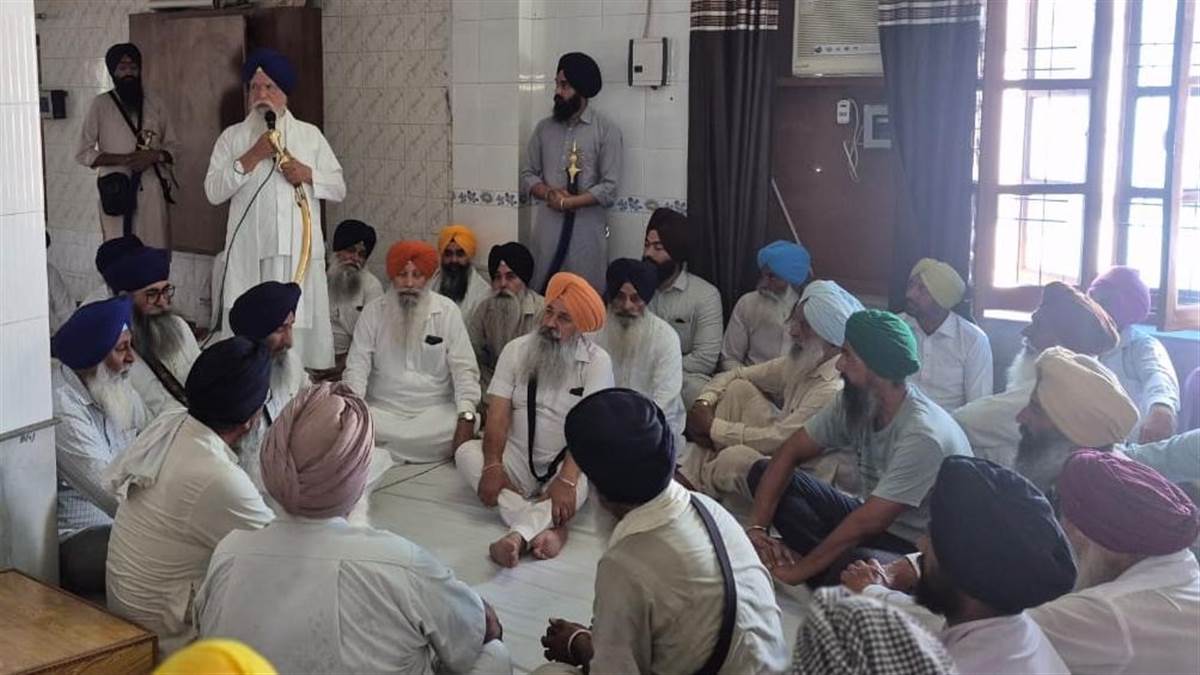 ਗੁਰਦੁਆਰਾ ਦੇ ਸੱਚਖੰਡ ਸਾਹਿਬ ’ਚ ਪੱਖੇ ਦੇ ਸ਼ਾਰਟ ਸਰਕਟ ਕਾਰਨ ਲੱਗੀ ਅੱਗ