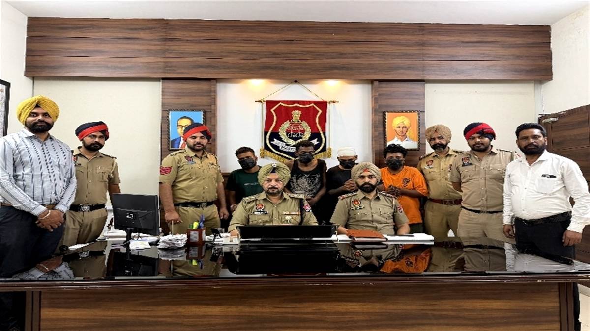 ਲੁਧਿਆਣਾ ਪੁਲਿਸ ਦੀ ਵੱਡੀ ਕਾਰਵਾਈ: ਜੂਡੋ ਖਿਡਾਰੀ ਕੋਲੋਂ ਦਾਤਰ ਦਿਖਾ ਕੇ ਬਾਈਕ ਖੋਹਣ ਵਾਲਾ ਗਿਰੋਹ ਬੇਨਕਾਬ, 3 ਕਾਬੂ!