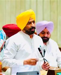 ਵਿਧਾਨ ਸਭਾ ਵਿੱਚ ਉੱਠਿਆ ਸਾਹਿਤਕਾਰਾਂ ਦੇ ਸਨਮਾਨ ਤੇ ਭਾਸ਼ਾ ਵਿਭਾਗ ਦਾ ਮੁੱਦਾ: 98 ਸਾਲਾ ਓਮ ਪ੍ਰਕਾਸ਼ ਗਾਸੋ ਨੂੰ ਪੁਰਸਕਾਰ ਦੇਣ ਦੀ ਮੰਗ