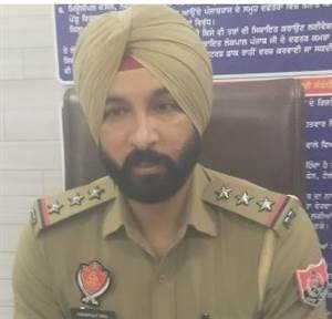 Barnala News : ਰਿਹਾਇਸ਼ੀ ਇਲਾਕੇ ’ਚੋਂ  ਪਟਾਕਿਆਂ ਦਾ ਜ਼ਖ਼ੀਰਾ ਬਰਾਮਦ, ਇੱਕ ਮੁਲਜ਼ਮ ਗ੍ਰਿਫ਼ਤਾਰ