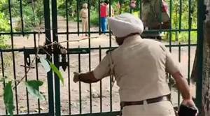 ਦੋਸਤ ਦੀ ਧੜ ਤੋਂ ਧੌਣ ਵੱਖ ਕਰਨ ਦੇ ਮਾਮਲੇ ’ਚ ਵੱਡਾ ਖੁਲਾਸਾ: ਬਦਲੇ ਦੀ ਅੱਗ ’ਚ ਅੰਨ੍ਹੇ ਹੋਏ ਪਿਓ-ਪੁੱਤ ਨੇ ਦਿੱਤਾ ਘਿਨਾਉਣੇ ਕਾਂਡ ਨੂੰ ਅੰਜਾਮ