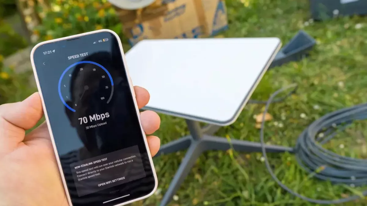 Starlink ਕਿਵੇਂ ਕੰਮ ਕਰਦਾ ਹੈ ਤੇ ਕਿਉਂ ਹੈ ਇੰਨਾ ਖਾਸ? ਜਾਣੋ ਆਸਮਾਨ ਵਾਲੇ ਇੰਟਰਨੈਟ ਦਾ ਰਾਜ਼