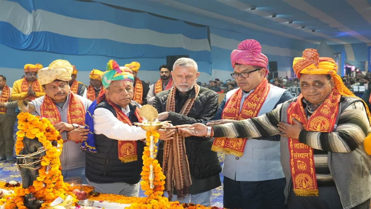 ਇੱਕ ਗਊ ਦੀ ਸੇਵਾ ਕਰ ਕੇ 33 ਕਰੋੜ ਦੇਵੀ-ਦੇਵਤਿਆਂ ਨੂੰ ਖ਼ੁਸ਼ ਕੀਤਾ ਜਾ ਸਕਦੈ : ਸਾਧਵੀ ਵੈਸ਼ਨਵੀ