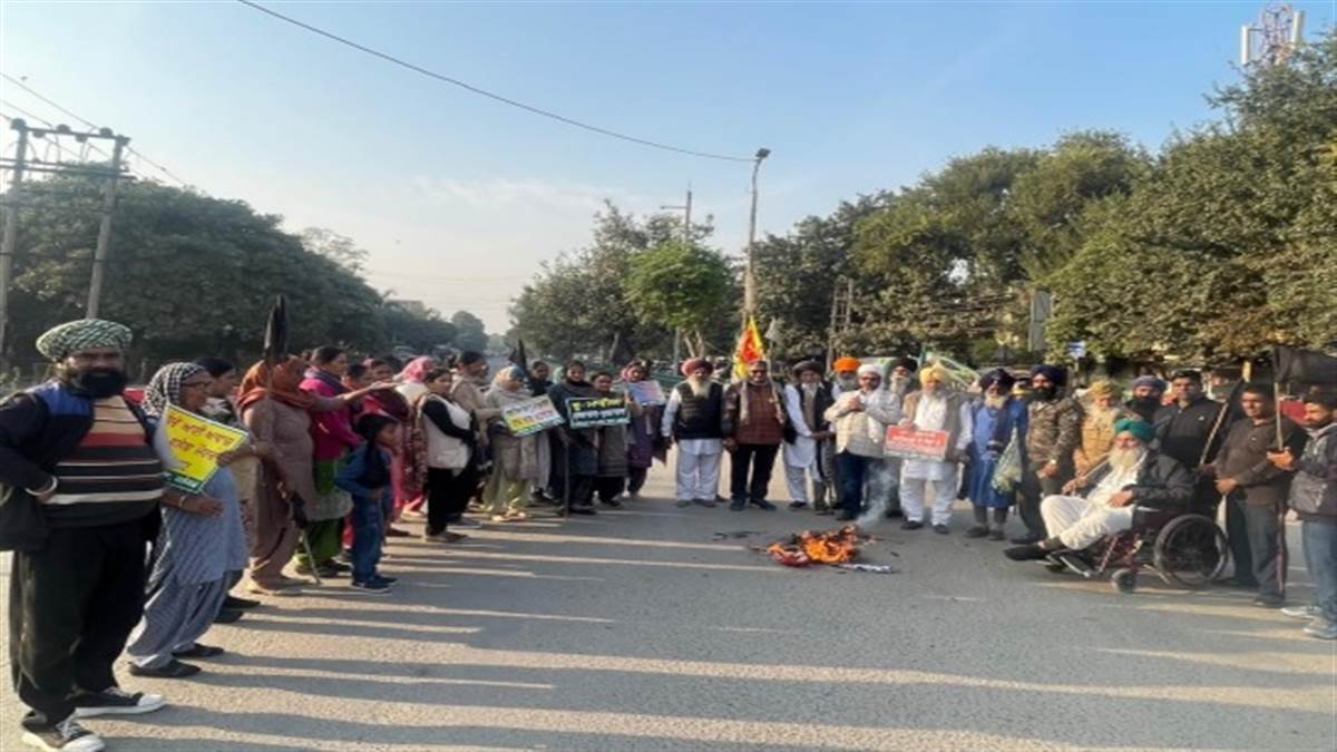 ਲਤੀਫ਼ਪੁਰਾ 'ਚ ਕਿਸੇ ਵੀ ਸਮੇਂ ਹੋ ਸਕਦੈ ਐਕਸ਼ਨ, ਡੀਸੀ ਵਿਰੁੱਧ ਅਦਾਲਤ ਦੀ ਉਲੰਘਣਾ ਦਾ ਕੇਸ ਹੈ ਦਰਜ; 15 ਦਸੰਬਰ ਨੂੰ ਹੋਵੇਗੀ ਸੁਣਵਾਈ