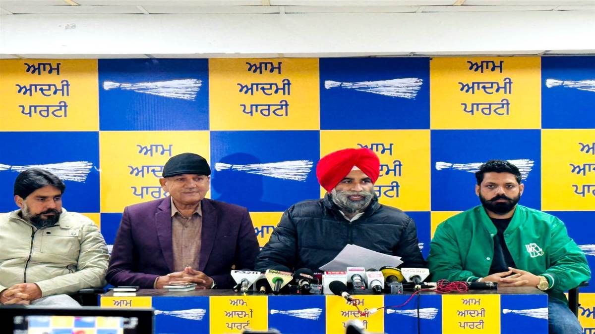 ਡੱਡੂਮਾਜਰਾ ਦਾ ਕੂੜਾ ਪੰਜਾਬ ’ਚ ਸੁੱਟੇ ਜਾਣ ’ਤੇ ਬੀਜੇਪੀ ਆਗੂ ਚੁੱਪ ਕਿਉਂ : ਡਾ. ਸੰਨੀ ਸਿੰਘ ਆਹਲੂਵਾਲੀਆ