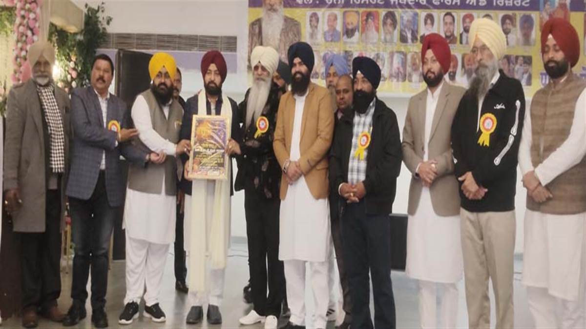 ਮੁੰਡੀਆਂ ਨੇ ਨਵ-ਜੰਮੀਆਂ ਕੁੜੀਆਂ ਤੇ ਮਾਪਿਆਂ ਨੂੰ ਦਿੱਤੀ ਵਧਾਈ