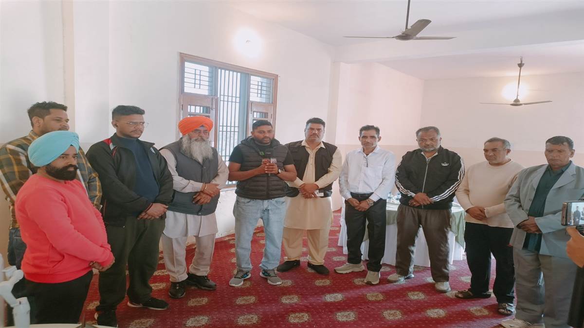 ਕਾਲ਼ਾ ਸੰਘਿਆਂ ’ਚ ਪ੍ਰਕਾਸ਼ ਪੁਰਬ ਨੂੰ ਸਮਰਪਿਤ ਦੰਦਾਂ ਤੇ ਅੱਖਾਂ ਦਾ ਕੈਂਪ ਲੱਗਾ