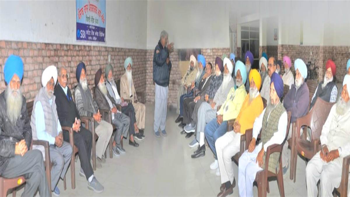 ਪੰਜਾਬ ਰਾਜ ਪੈਨਸ਼ਨਰ ਮਹਾ ਸੰਘ ਇਕਾਈ ਮੋਰਿੰਡਾ ਦੀ ਮੀਟਿੰਗ ਹੋਈ
