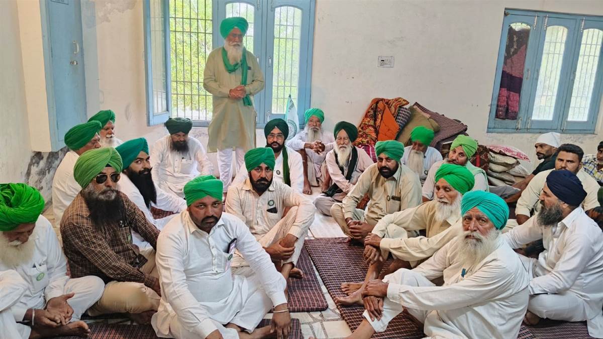 ਬਰਸਾਤ ਨਾਲ ਨੁਕਸਾਨੀ ਫਸਲਾਂ ਦਾ ਮੁਆਵਜ਼ਾ ਦੇਣ ਦੀ ਮੰਗ