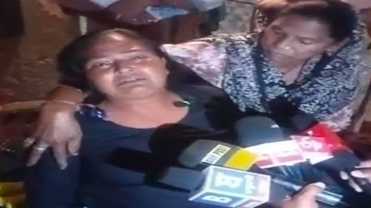 ਇਸ ਕੋਹੜ ਨੂੰ ਵੱਢਣ ਲਈ ਵੱਡੇ-ਵੱਡੇ ਦਾਅਵੇ ਹੁੰਦੇ ਰਹੇ ਪਰ ਇਸ ਬਿਮਾਰੀ ਨੂੰ ਜੜ੍ਹੋਂ ਪੁੱਟਣ ਲਈ ਠੋਸ ਉਪਰਾਲੇ ਕਦੇ ਨਾ ਹੋਏ। ਇਹੀ ਕਾਰਨ ਹੈ ਕਿ ਮਾਈ ਨਾਮ੍ਹੋਂ ਤੇ ਮਨਜੀਤ ਕੌਰ ਵਰਗੀਆਂ ਮਾਵਾਂ ਪੁਲਿਸ, ਸਿਆਸਤਦਾਨਾਂ ਅਤੇ ਤਸਕਰਾਂ ਦੇ ਗੱਠਜੋੜ ਨੂੰ ਬੁਰਾ-ਭਲਾ ਕਹਿਣ ਦੀ ਬਜਾਏ ਖਾਹ-ਮਖਾਹ ਆਪਣੀਆਂ ਹੀ ਕੁੱਖਾਂ ਨੂੰ ਹੀ ਕੋਸਦੀਆਂ ਰਹੀਆਂ।