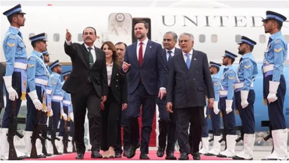 Middle East Tenstion : ਇਸਲਾਮਾਬਾਦ 'ਚ ਸ਼ੁਰੂ ਹੋਈ ਸ਼ਾਂਤੀ ਗੱਲਬਾਤ, ਸ਼ਾਹਬਾਜ਼ ਸ਼ਰੀਫ਼ ਨੂੰ ਮਿਲੇ ਜੇਡੀ ਵੇਂਸ