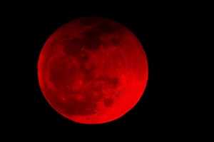 Blood Moon 2022 : 16 ਮਈ ਨੂੰ ਲੱਗਣ ਵਾਲੇ ਸਾਲ ਦੇ ਪਹਿਲੇ ਚੰਦਰ ਗ੍ਰਹਿਣ ਨੂੰ ਕਿਉਂ ਕਿਹਾ ਜਾ ਰਿਹੈ ਬਲੱਡ ਮੂਨ, ਜਾਣੋ ਕਾਰਨ