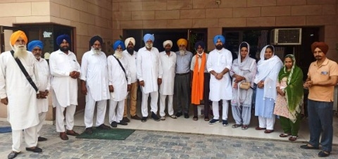 ਕੈਪਟਨ ਬਾਜਵਾ ਦਾ ਸਨਮਾਨ