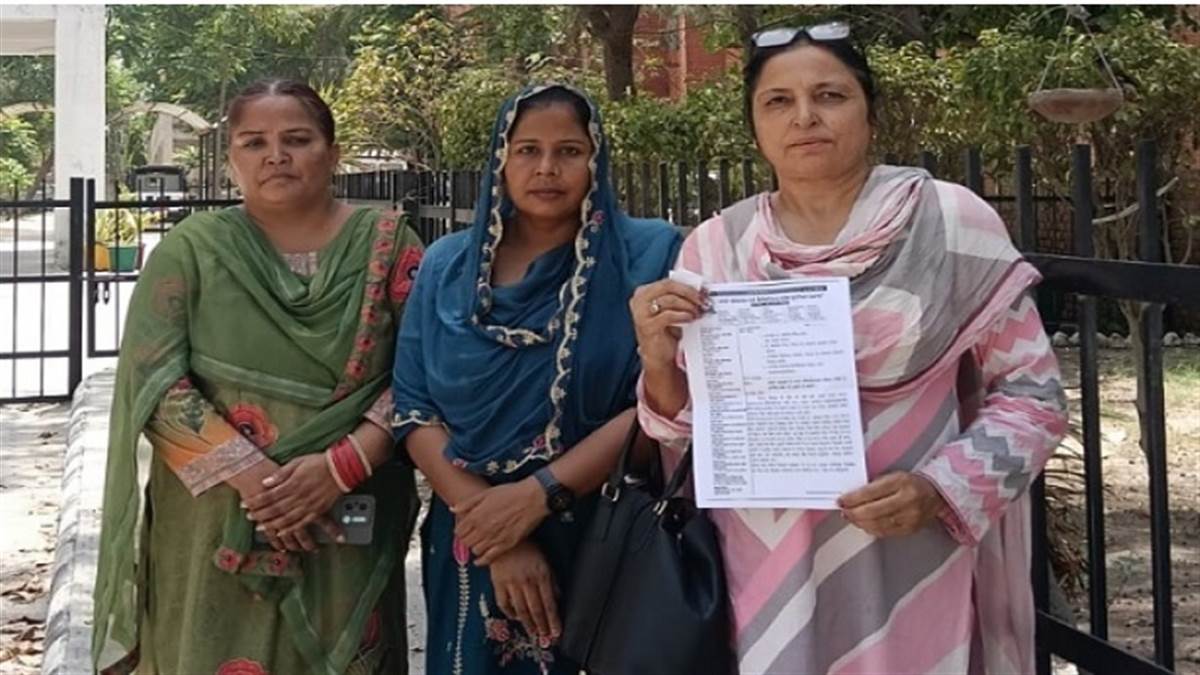 ਆਸ਼ਾ ਵਰਕਰਾਂ ਦਾ ਆਰ-ਪਾਰ ਦੀ ਲੜਾਈ ਦਾ ਐਲਾਨ: DC ਬਰਨਾਲਾ ਨੂੰ ਸੌਂਪਿਆ ਅਲਟੀਮੇਟਮ, ਮੰਗਾਂ ਨਾ ਮੰਨੀਆਂ ਤਾਂ ਘੇਰੇ ਜਾਣਗੇ CM ਤੇ ਮੰਤਰੀਆਂ ਦੇ ਘਰ