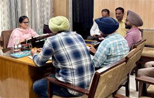 ਨਰਮੇ ਤੇ ਝੋਨੇ ਦੀ ਫ਼ਸਲ ਬਚਾਉਣ ਲਈ ਜ਼ਿਲ੍ਹਾ ਪੈਸਟ ਸਰਵੇਖਣ ਤੇ ਐਡਵਾਈਜ਼ਰੀ ਯੂਨਿਟ ਵੱਲੋਂ ਮੀਟਿੰਗ