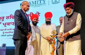 ਦੇਸ਼ ’ਚ ਬੋਲਣ ਦੀ ਆਜ਼ਾਦੀ ਨੂੰ ਸੀਮਤ ਕਰਨਾ ਗੁਰੂ ਰਵਿਦਾਸ ਦੇ ਮਨੁੱਖੀ ਸਨਮਾਨ ਸੰਦੇਸ਼ ਦੇ ਉਲਟ : ਵਿੱਤ ਮੰਤਰੀ
