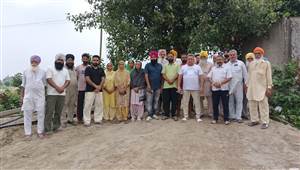 ਪੇਮੈਂਟ ਨਾ ਮਿਲਣ ’ਤੇ ਕਿਸਾਨਾਂ ਵੱਲੋਂ ਐੱਨਐੱਚਏਆਈ ਪ੍ਰਾਜੈਕਟ ਵਾਲੀ ਥਾਂ ’ਤੇ ਧਰਨਾ