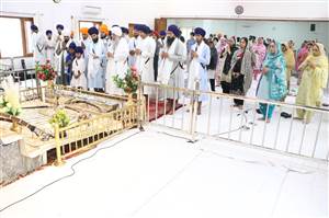‘ਮੈਂ’ ਮਿਟਣ ਨਾਲ ਆਤਮਾ ਪਰਮਾਤਮਾ ਰੂਪੀ ਸਮੁੰਦਰ ਹੋ ਜਾਂਦੀ ਹੈ : ਸੰਤ ਅਮੀਰ ਸਿੰਘ