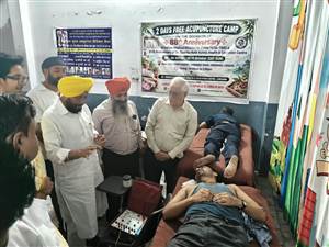 ਕੈਂਪ ’ਚ ਇਲਾਜ ਕਰਵਾ ਰਹੇ ਮਰੀਜ਼ਾਂ ਦਾ ਵਿਧਾਇਕ ਭੋਲਾ ਨੇ ਜਾਣਿਆ ਹਾਲ