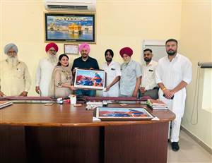 ਡਾਇਰੈਕਟਰ ਗੁਰਦਿਆਲ ਸਿੰਘ ਬੁੱਟਰ ਵੱਲੋਂ ਪੱਤਰਕਾਰਾਂ ਦਾ ਸਨਮਾਨ