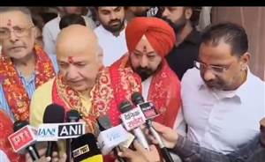 ਨਰਾਤਿਆਂ ’ਚ ਸਿਆਸਤ ਦੇ ਰੰਗ; ਬੋਰਡਾਂ ’ਤੇ ਮਹਿਤਾ ਤੇ ਕੋਹਲੀ ਛਾਏ, ਜੁਨੇਜਾ ਤੇ ਗੋਗੀਆ ਗਾਇਬ